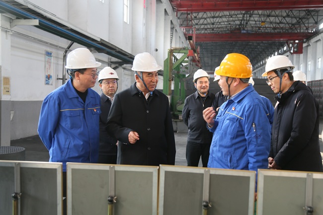 青海省委常委、海東市委書記烏拉孜別克·熱蘇力汗一行到萬基控股集團(tuán)調(diào)研