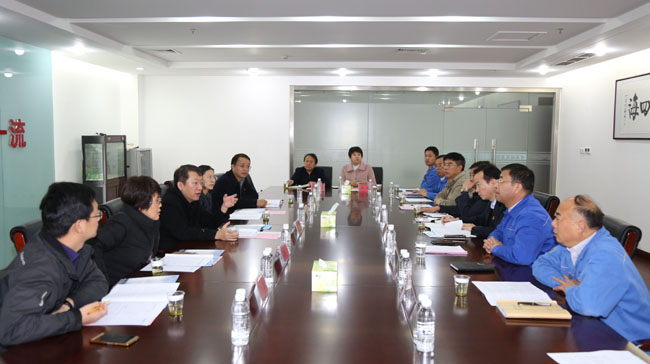 國家統(tǒng)計(jì)局能源統(tǒng)計(jì)司副司長(zhǎng)張洋一行到萬基控股集團(tuán)調(diào)研